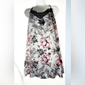 Cacique Floral on White‎ Lingerie & Black Lace 18/20